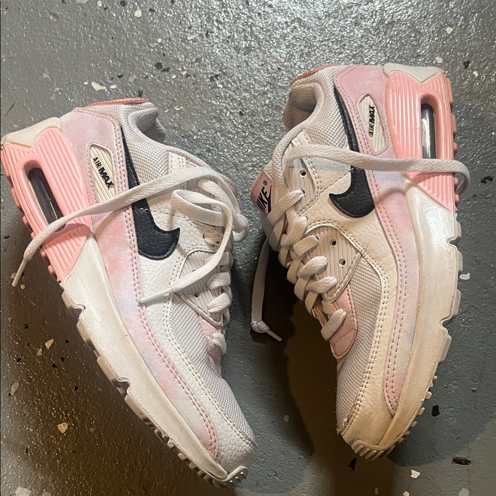 Nike Air Max 90 size 5.5 W